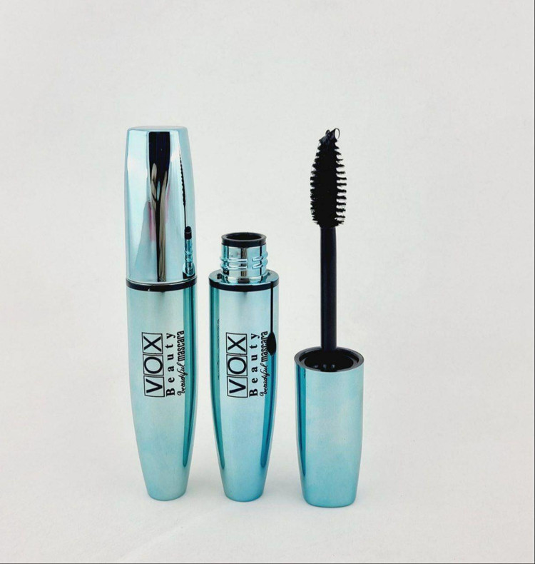 ریمل Vox Beauty با بافت سبک، رنگدانه غنی و ماندگاری بالا
