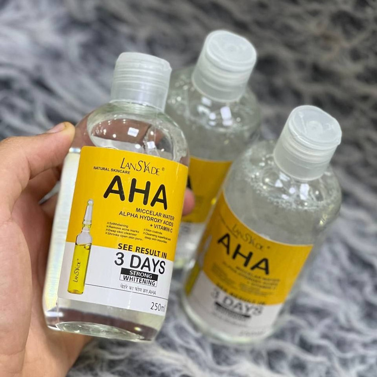 LansYade AHA Micellar Water میسلار واتر پاک کننده آرایش لانس یاد AHA حجم 250 میلی لیتر