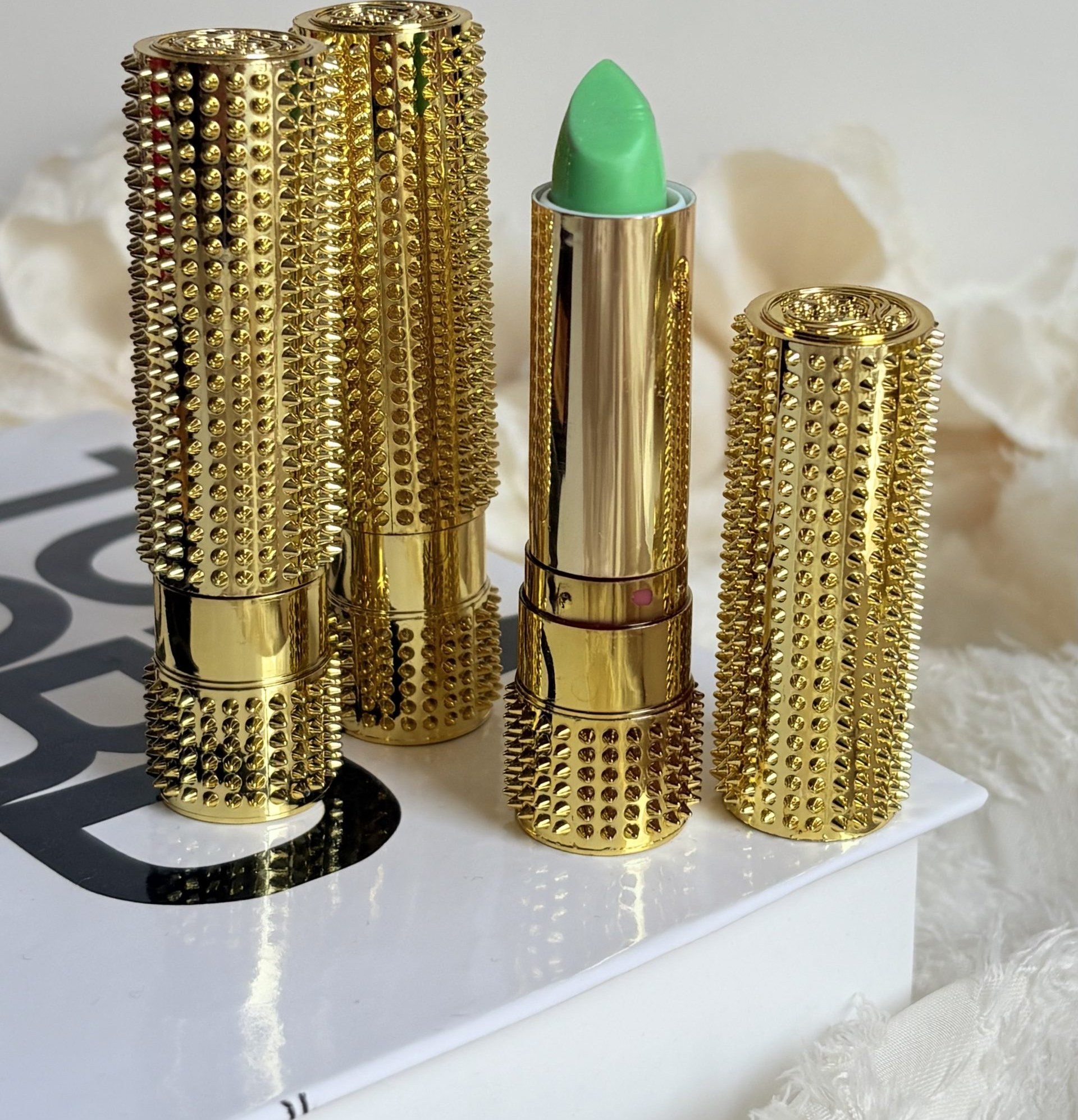 Magic Color Changing Lipstick رژ لب حرارتی مکه‌ای
