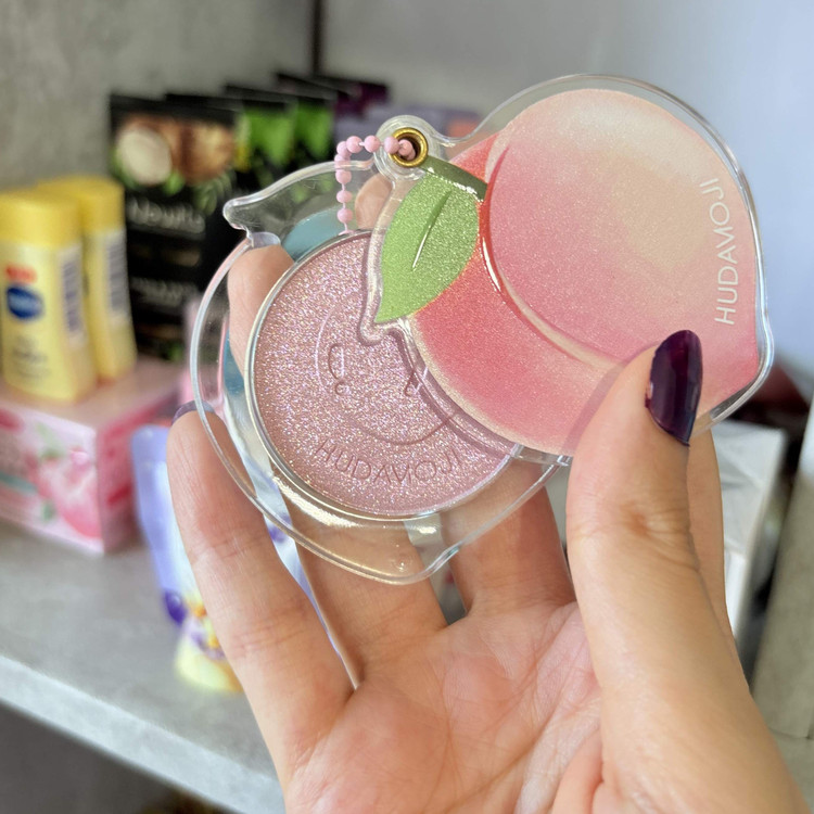هایلایتر HUDA MOJI طرح هلو با جلوه شاین و ماندگاری بالا