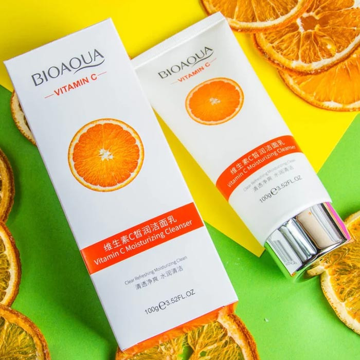 فوم شستشوی صورت BIOAQUA Vitamin C مناسب پاکسازی روزانه انواع پوست