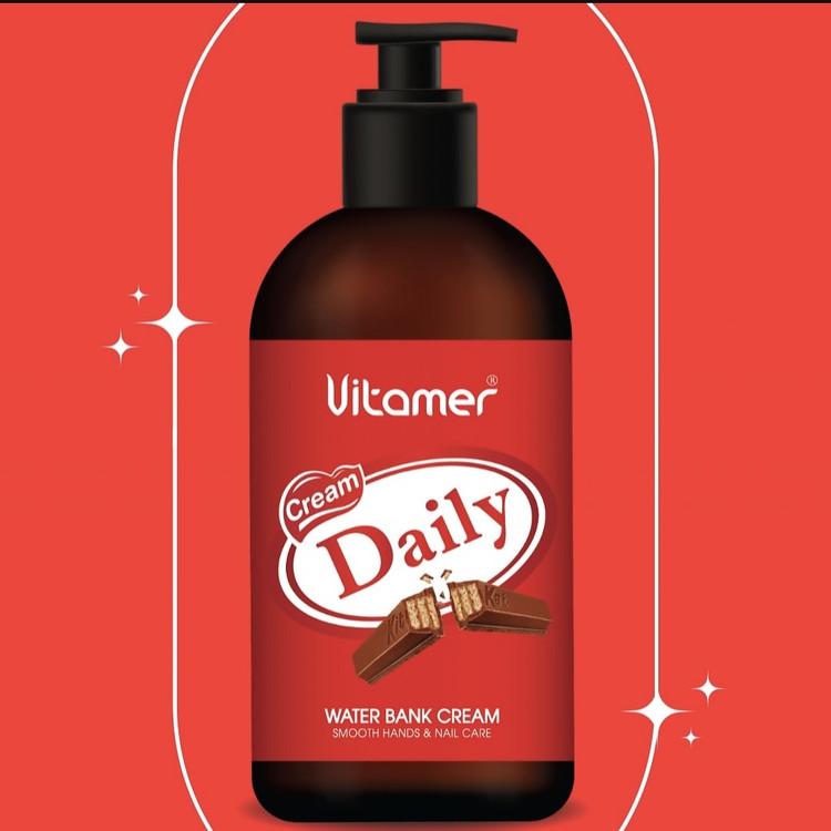 کرم آبرسان دست و صورت و گردن و بدن ویتامر Vitamer Daily Cream