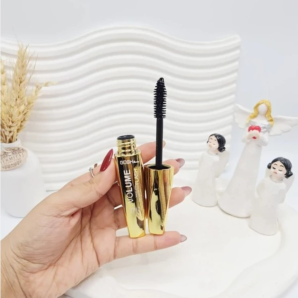 ریمل مشکی گاش مدل Volume Flash مناسب آرایش چشم